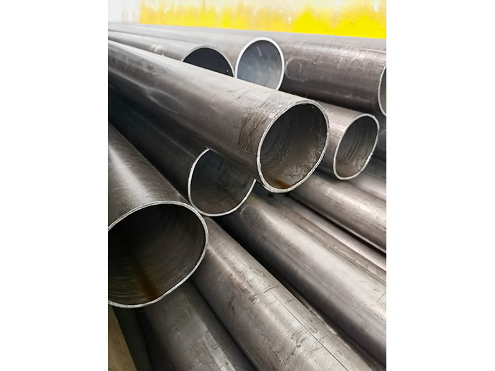 Präzisionsnahtlose Rohre für hydraulische Druckleitungen